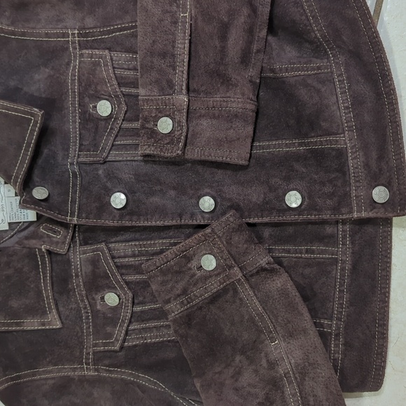 Brown Nubuck Leather Crop Jacket 🤎 - Picture 6 of 10